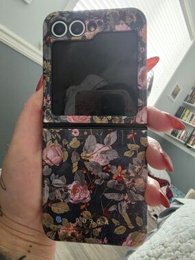 BURGA Floral Pattern Protective Case for Flip Phone - Black Pink